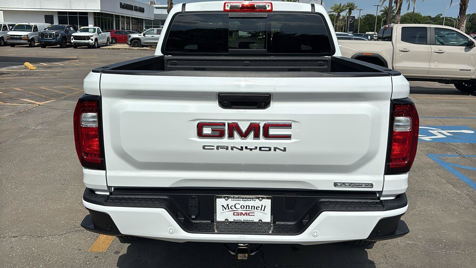 Certified 2025 GMC Canyon Elevation w/ Convenience Package RWD image 6