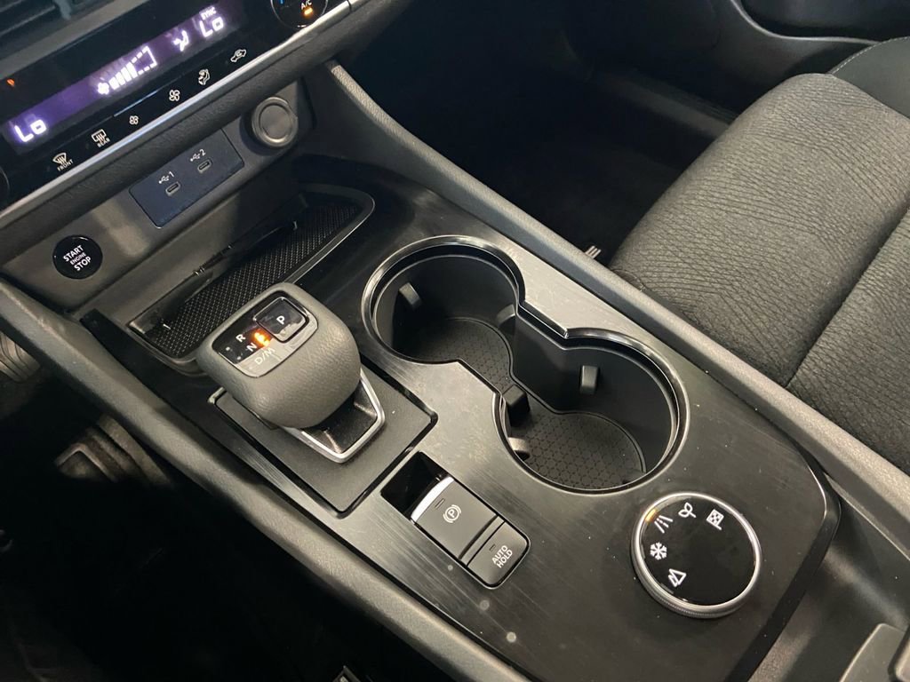 Used 2024 Nissan Rogue SV image 18