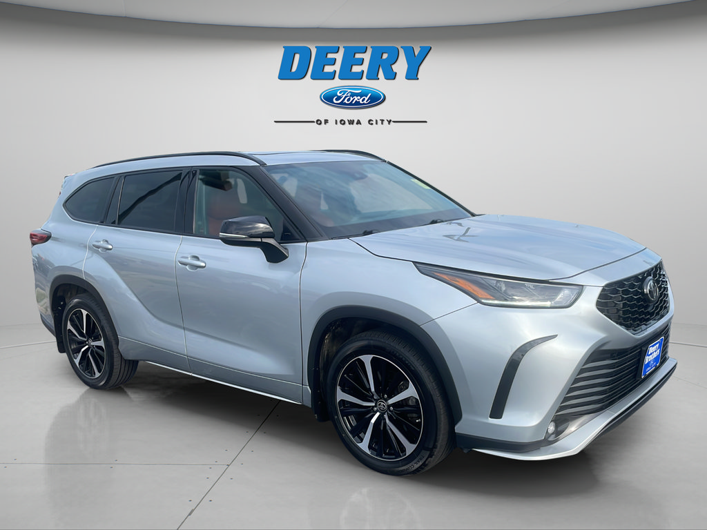 Used 2021 Toyota Highlander XSE AWD/4WD image 8