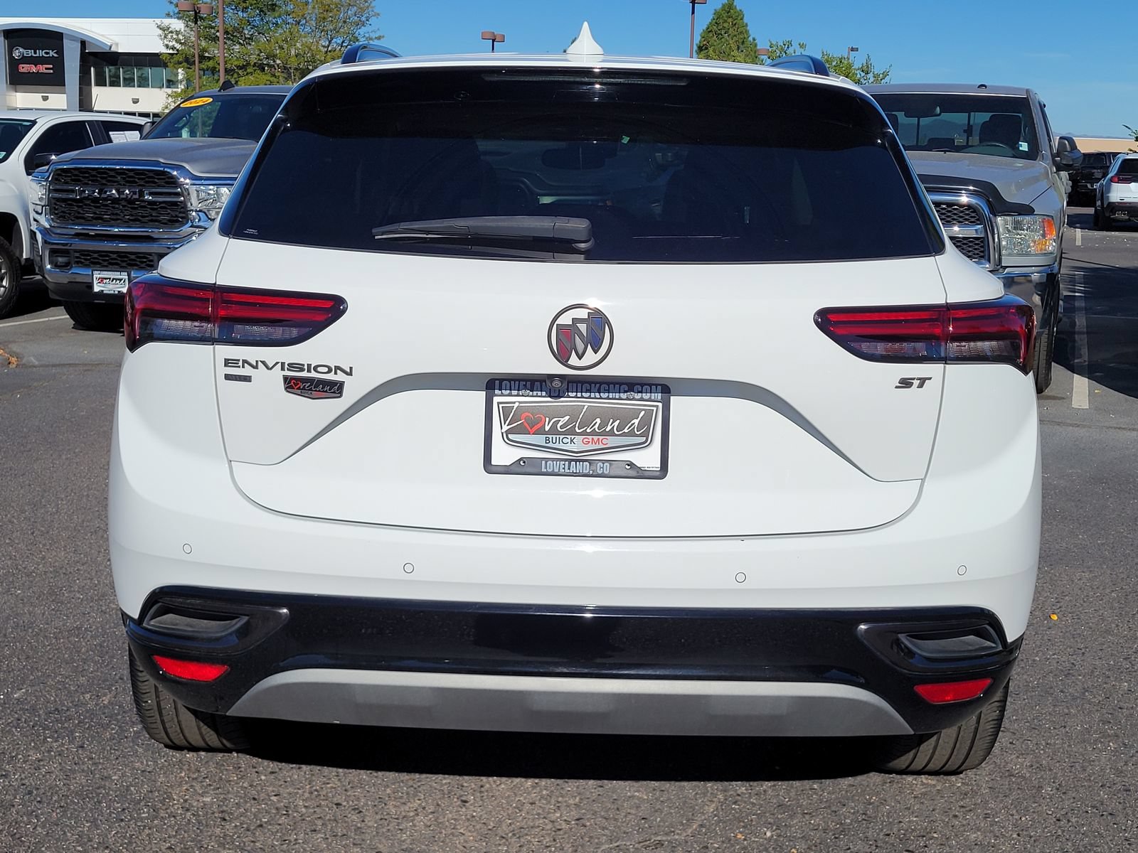 Used 2023 Buick Envision Essence w/ Sport Touring Package AWD/4WD image 11