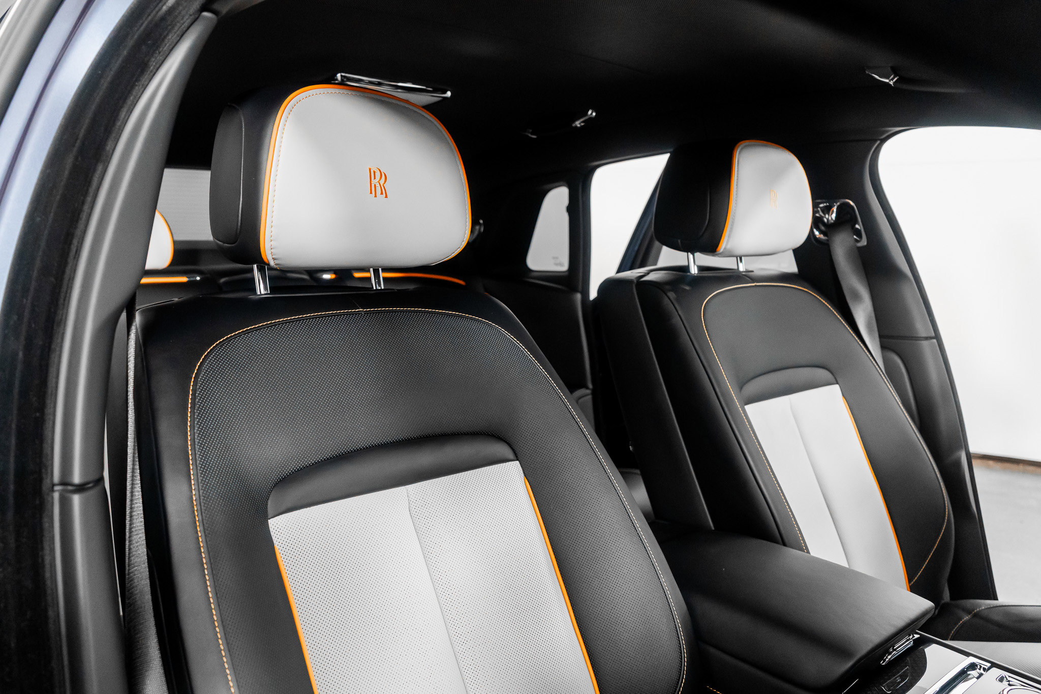 Used 2024 Rolls-Royce Ghost Black Badge w/ Black Badge Ghost Package image 30