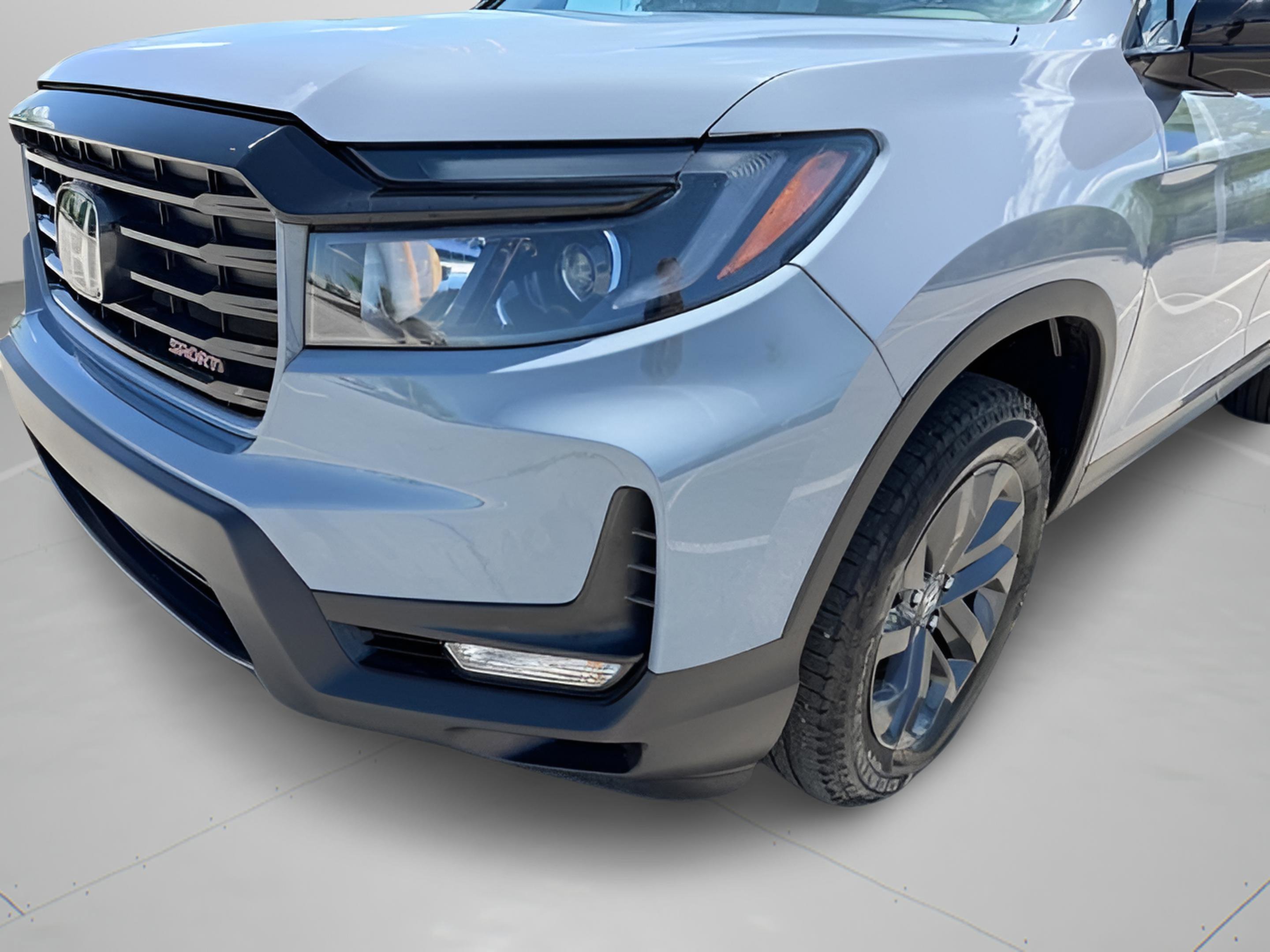 Certified 2023 Honda Ridgeline Sport image 32