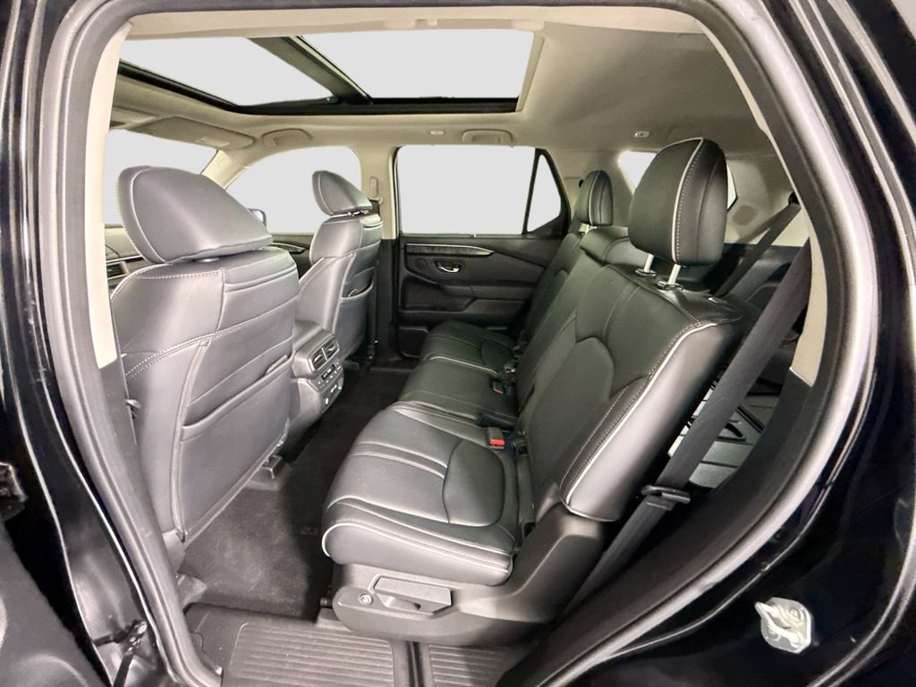 Used 2023 Honda Pilot Elite image 21