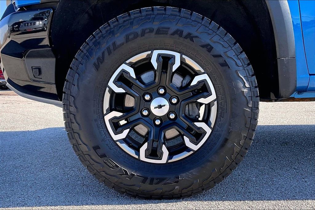 Used 2023 Chevrolet Silverado 1500 ZR2 image 35
