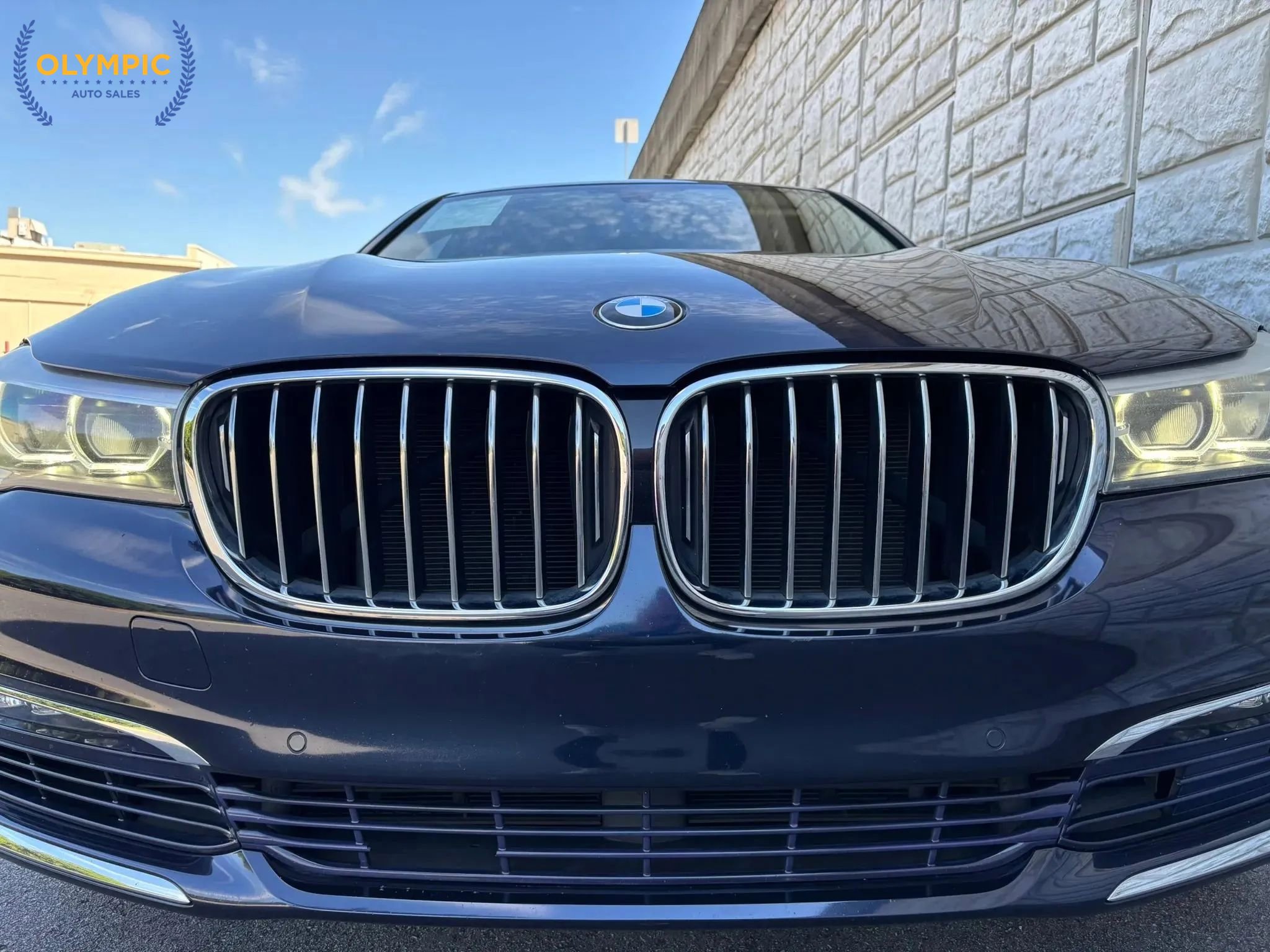 Used 2016 BMW 740i w/ Executive Package 2 image 4