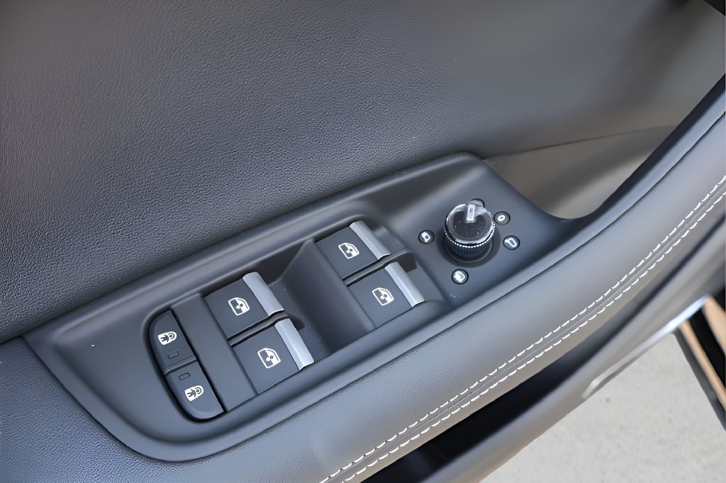 New 2026 Audi Q8 Premium Plus AWD/4WD image 10