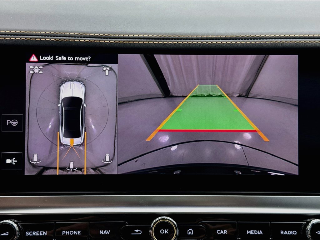 Used 2026 Bentley Flying Spur V8 AWD/4WD image 15