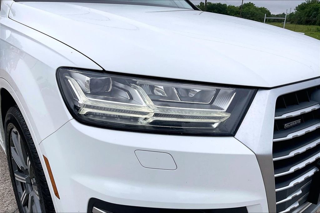 Used 2019 Audi Q7 2.0T Premium Plus AWD/4WD image 33