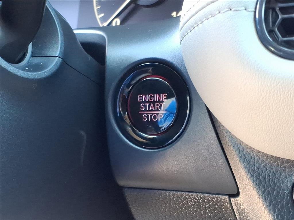 Used 2025 Honda HR-V LX image 13