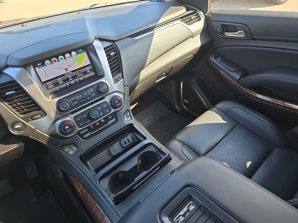 Used 2017 Chevrolet Suburban Premier image 28