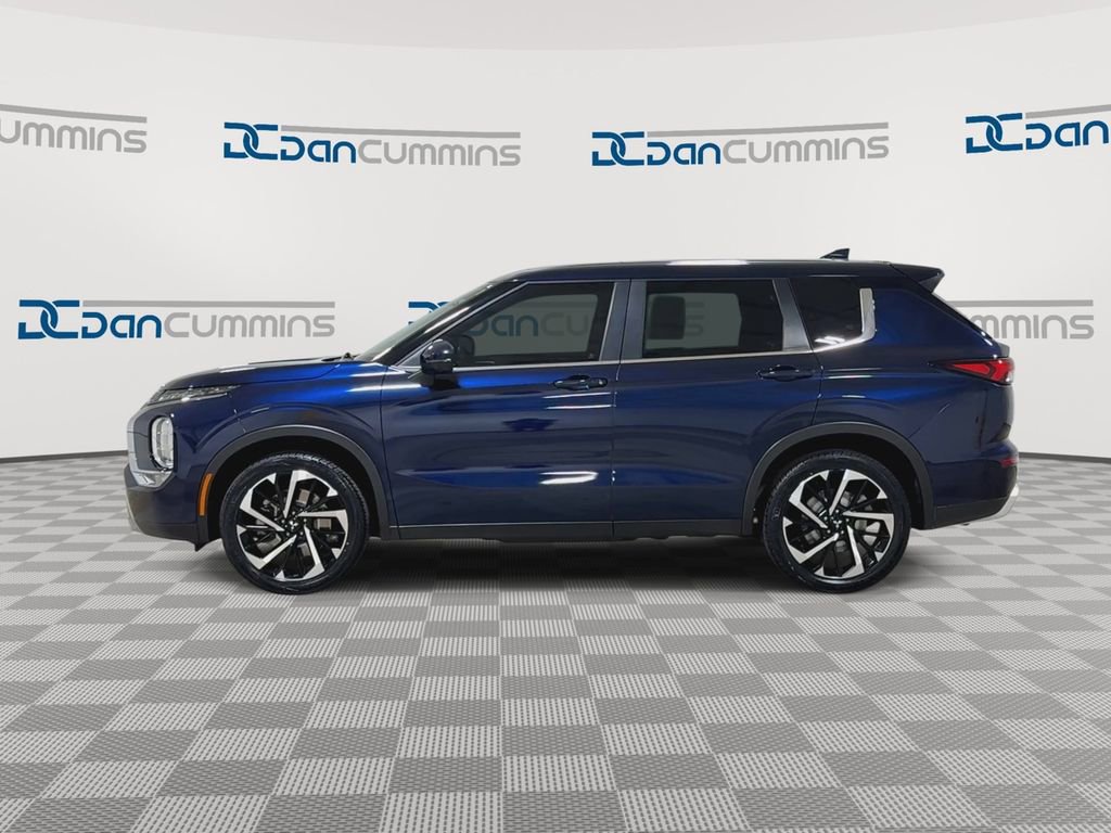 Used 2024 Mitsubishi Outlander SE FWD image 5