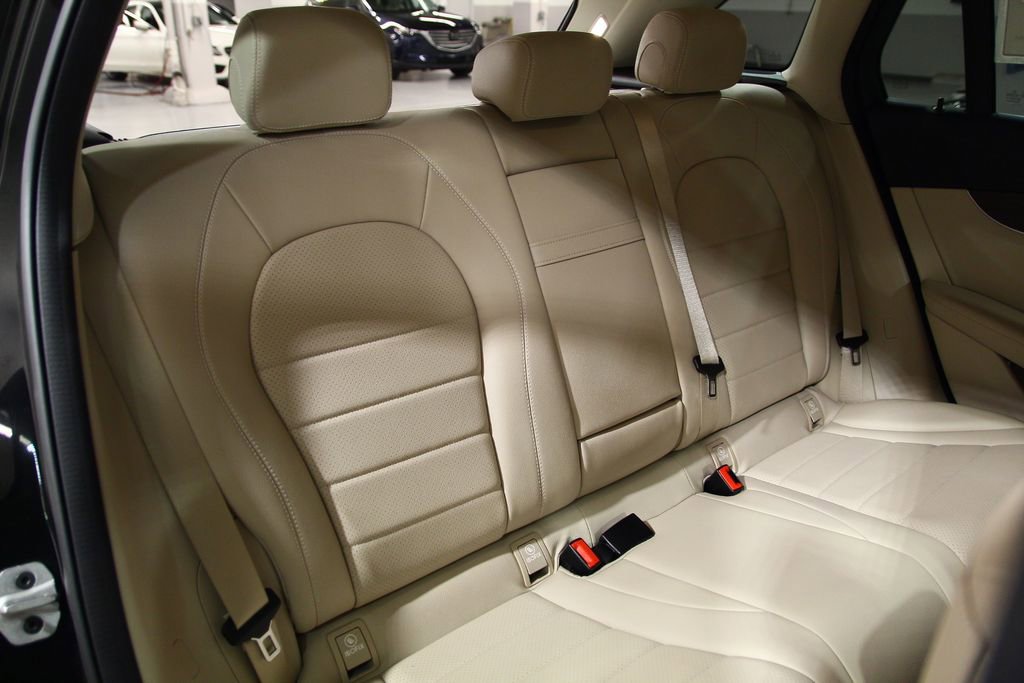 Certified 2022 Mercedes-Benz GLC 300 image 26