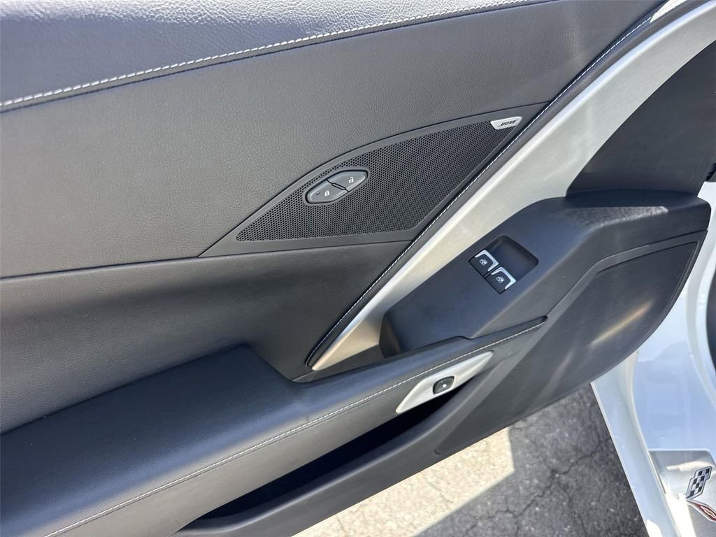 Used 2014 Chevrolet Corvette Stingray Convertible RWD image 21