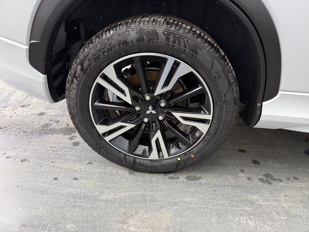 New 2026 Mitsubishi Eclipse Cross SEL image 34