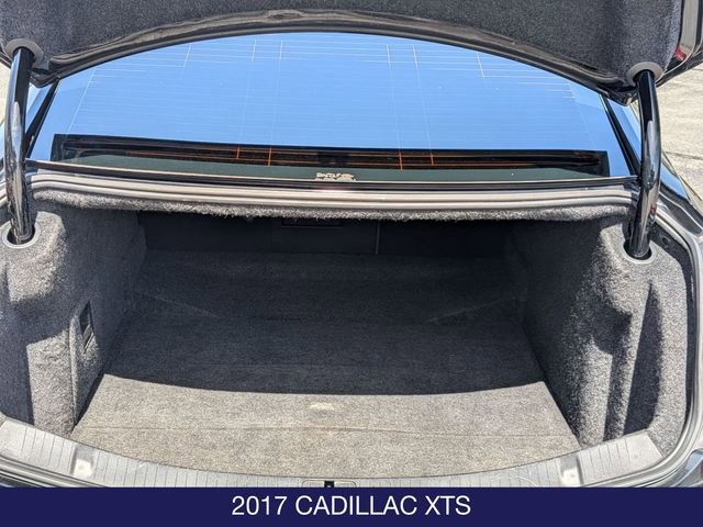 Used 2017 Cadillac XTS Luxury FWD image 10