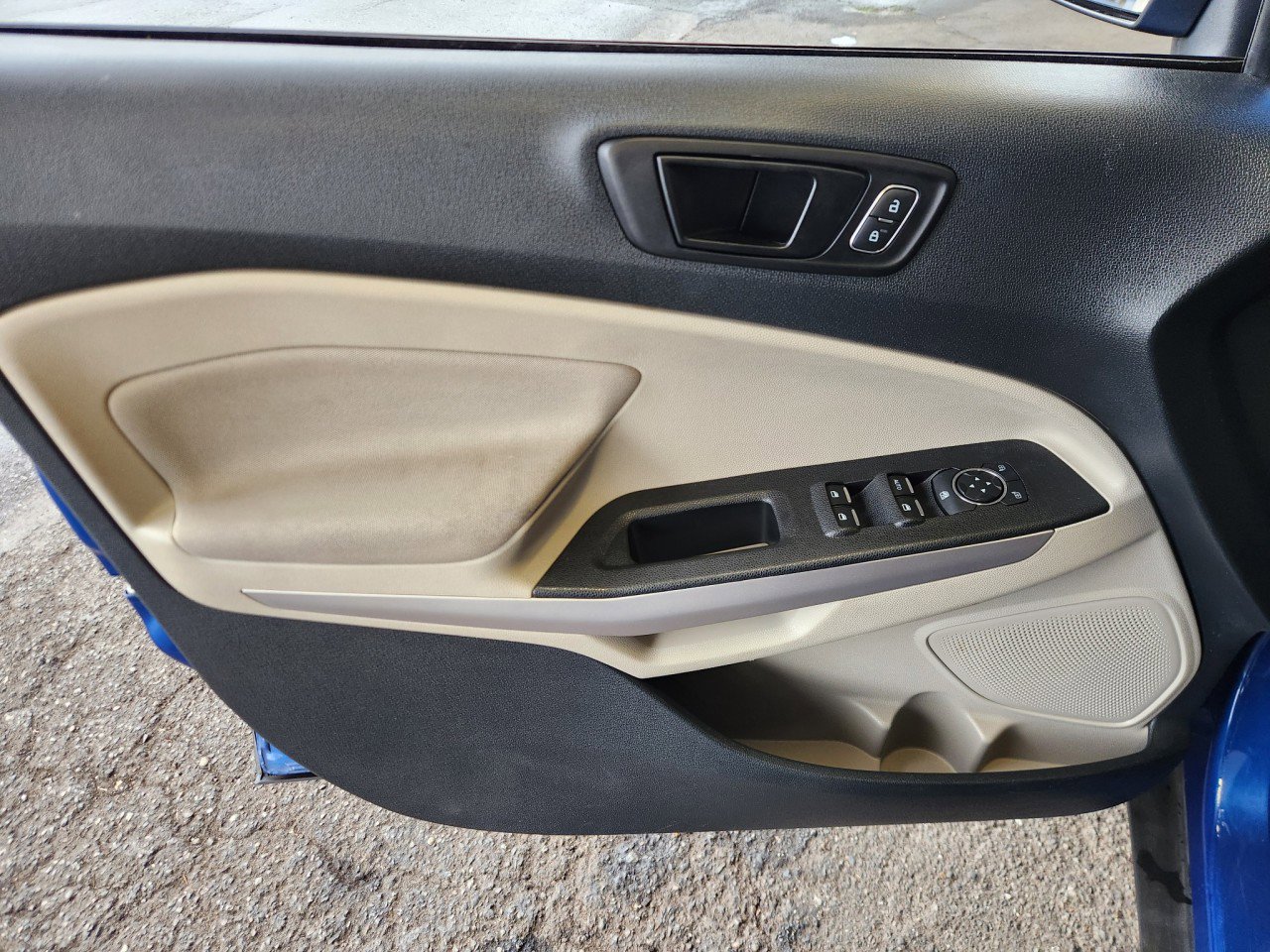 Used 2022 Ford EcoSport S image 10