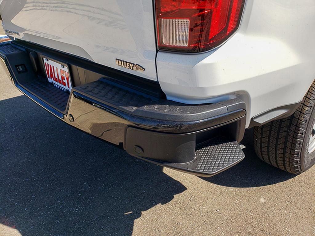 New 2026 Chevrolet Colorado W/T image 26