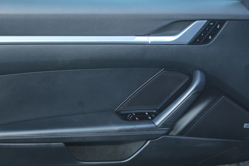 Certified 2020 Porsche 911 Carrera image 21