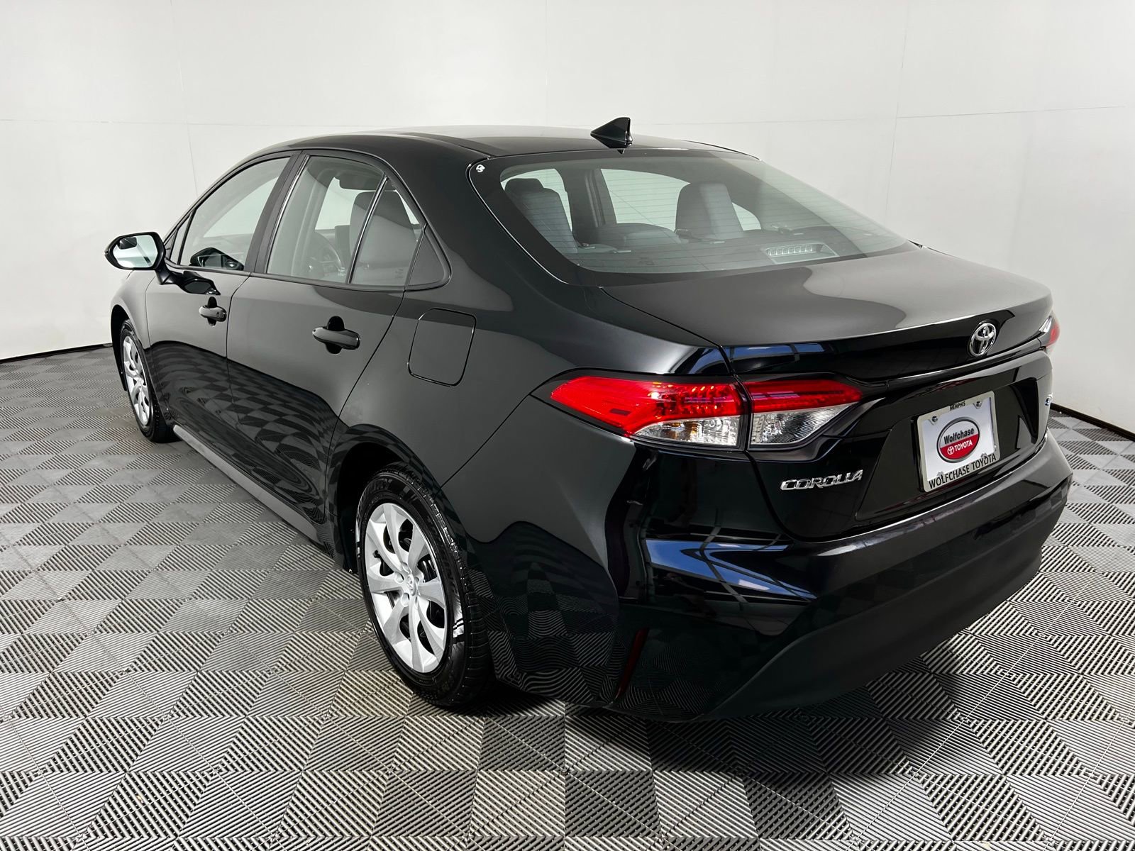 Certified 2023 Toyota Corolla LE image 7