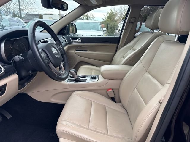 Used 2020 Jeep Grand Cherokee Limited w/ Luxury Group II image 9