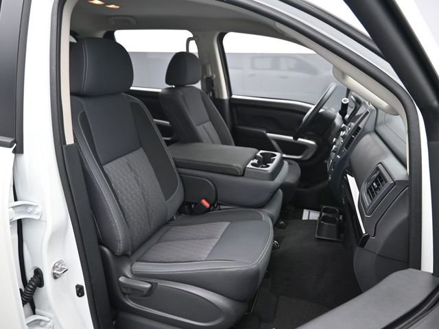Used 2024 Nissan Titan SV w/ Accessory Utility Package image 28