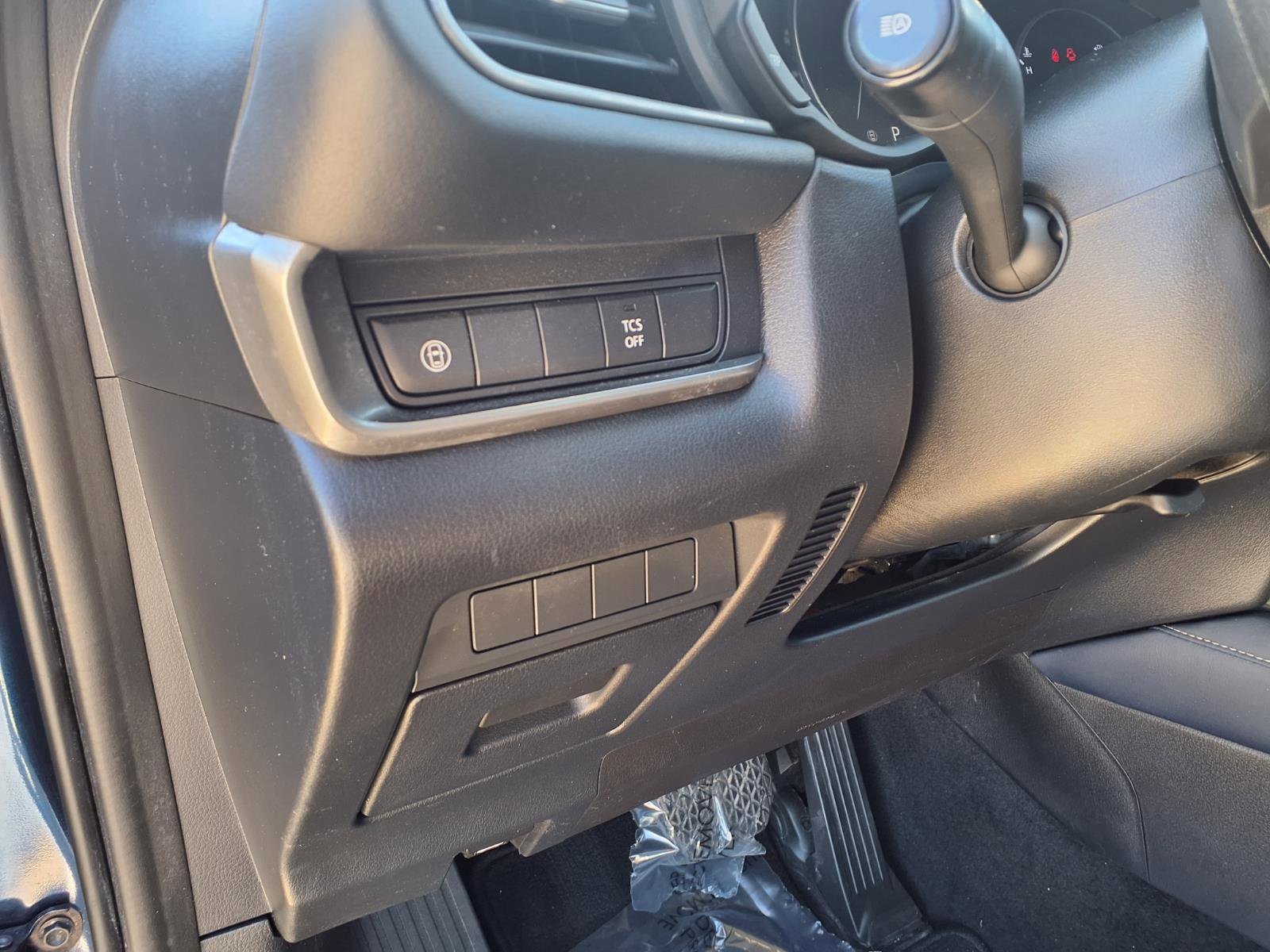 Used 2020 MAZDA CX-30 FWD image 14