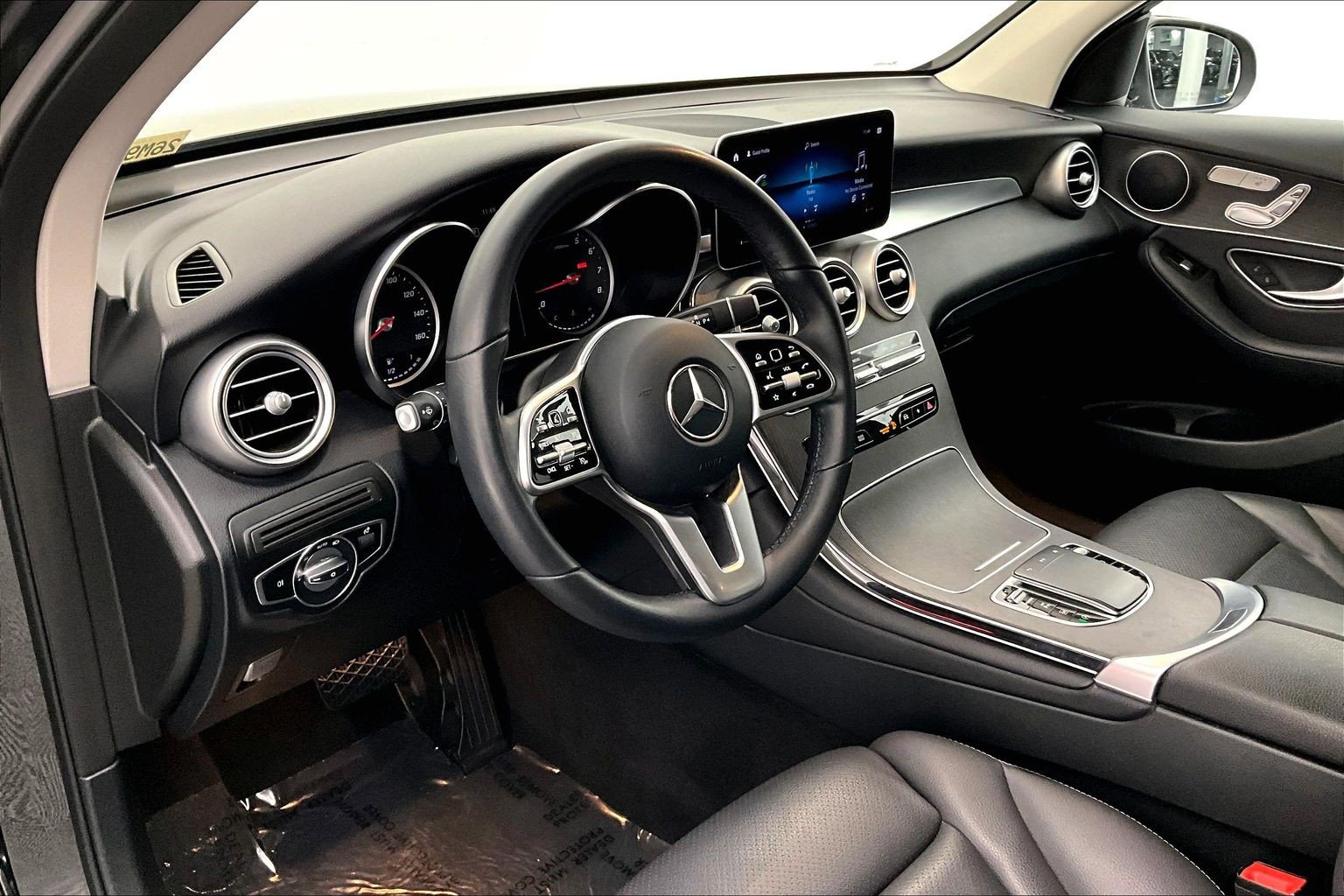 Certified 2022 Mercedes-Benz GLC 300 image 19