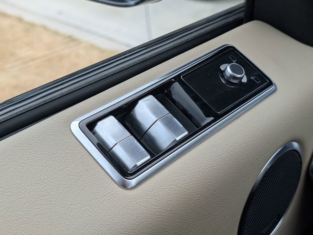 Used 2019 Land Rover Range Rover Sport HSE image 26