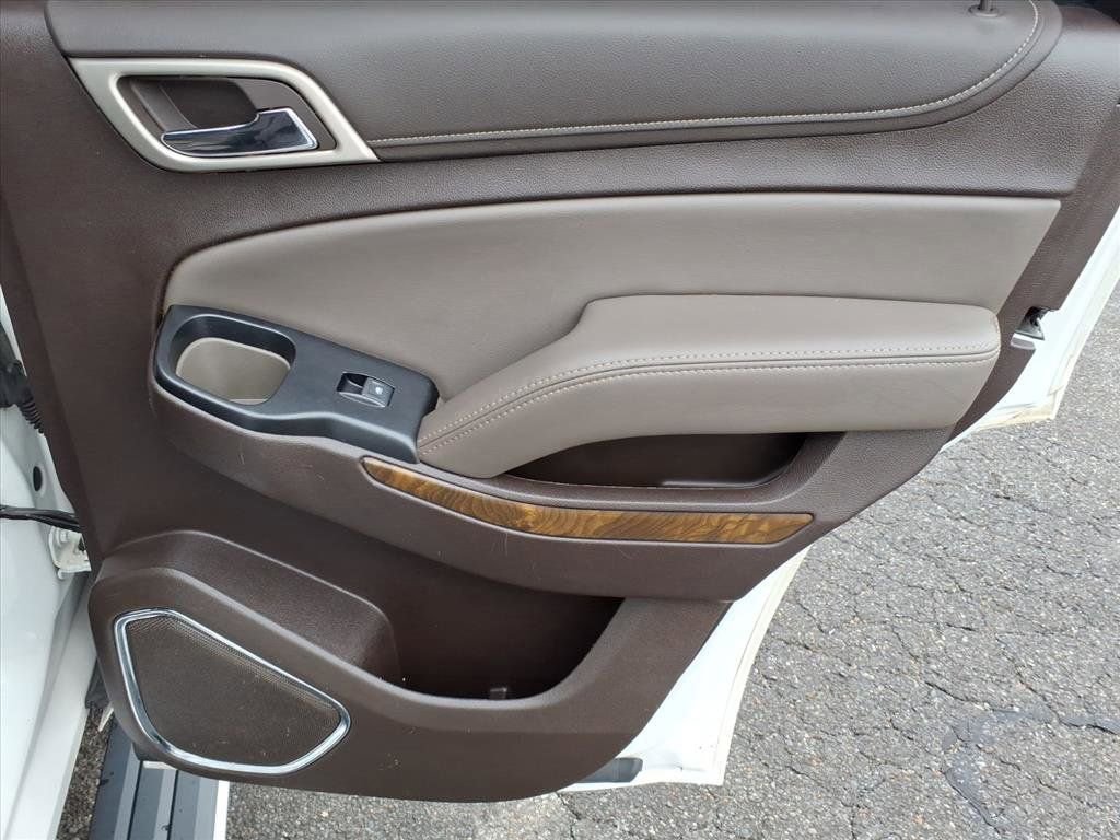 Used 2019 GMC Yukon Denali w/ Denali Ultimate Package image 17