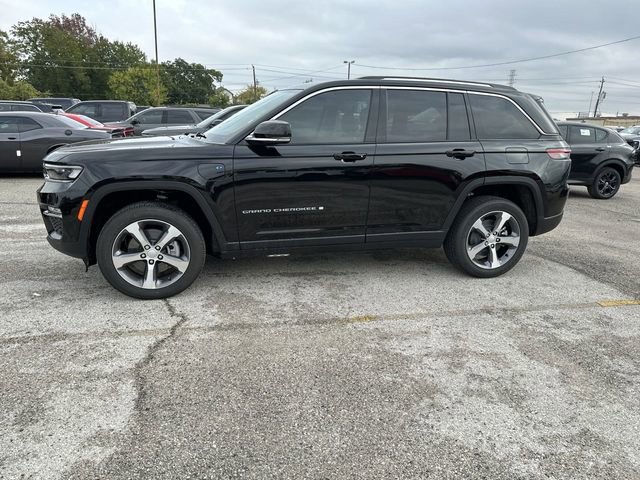 New 2024 Jeep Grand Cherokee Limited 4xe w/ Luxury Tech Group II image 3