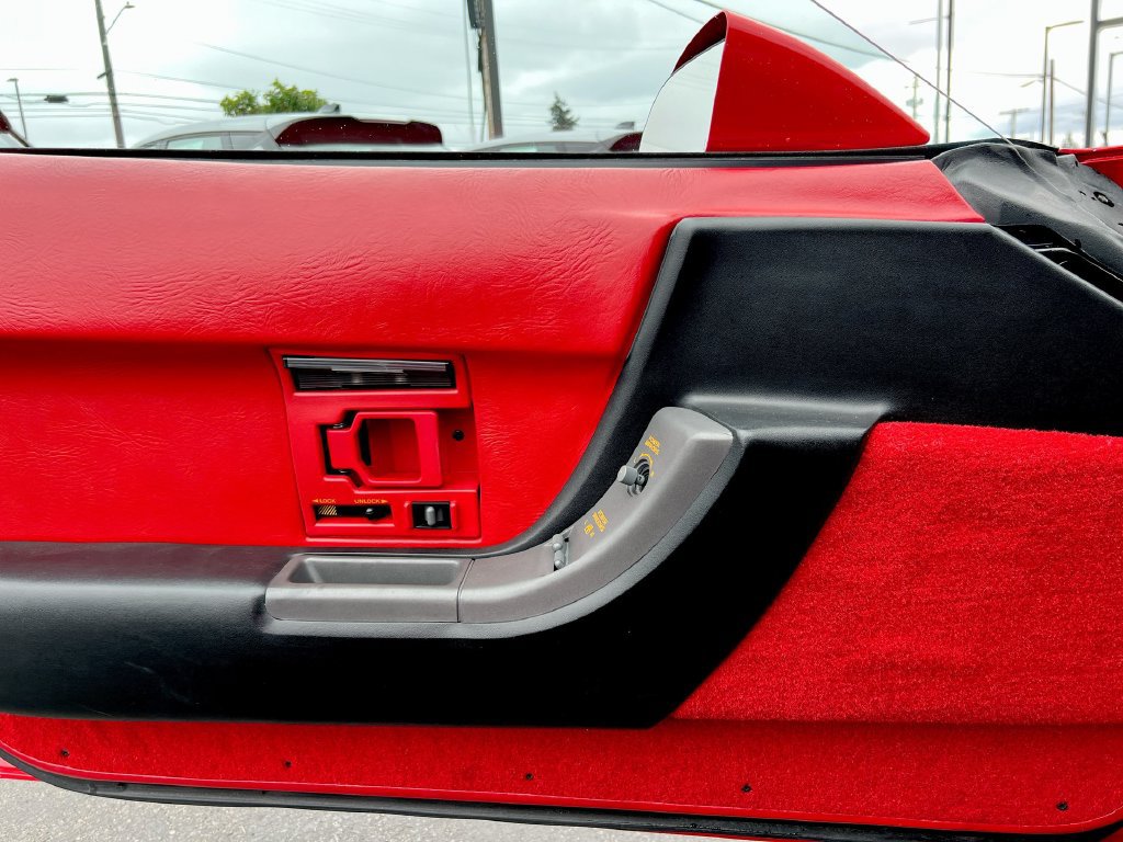 Used 1990 Chevrolet Corvette ZR-1 RWD image 18