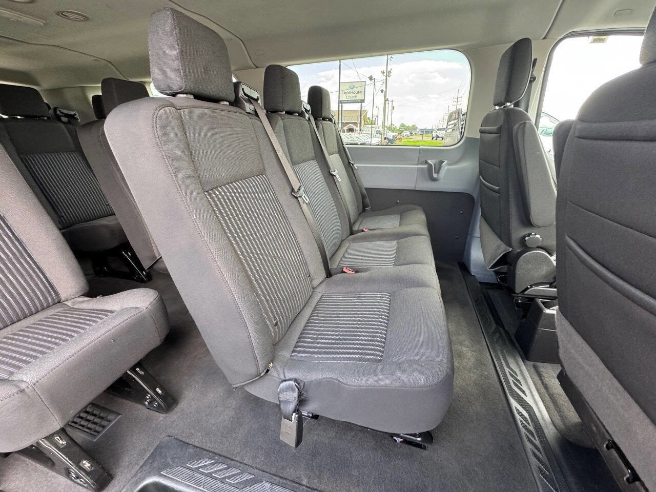 Used 2018 Ford Transit 350 XL image 16