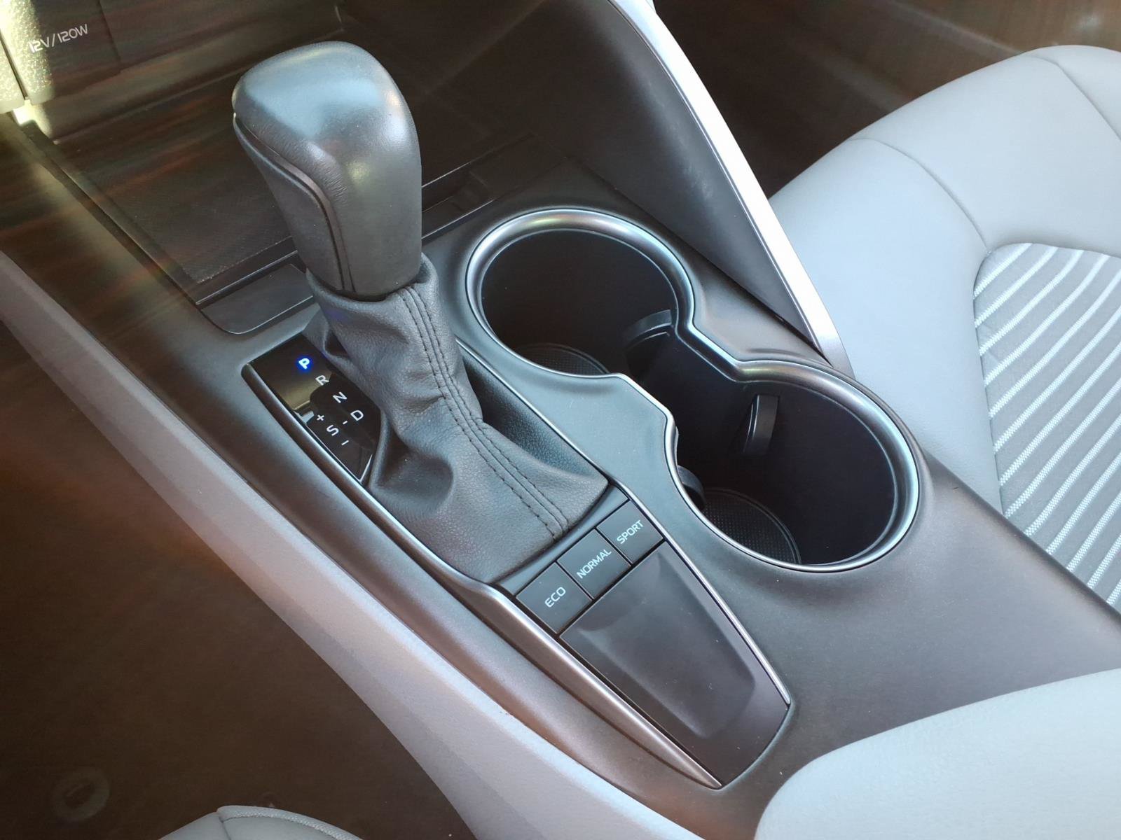 Certified 2024 Toyota Camry SE FWD image 19