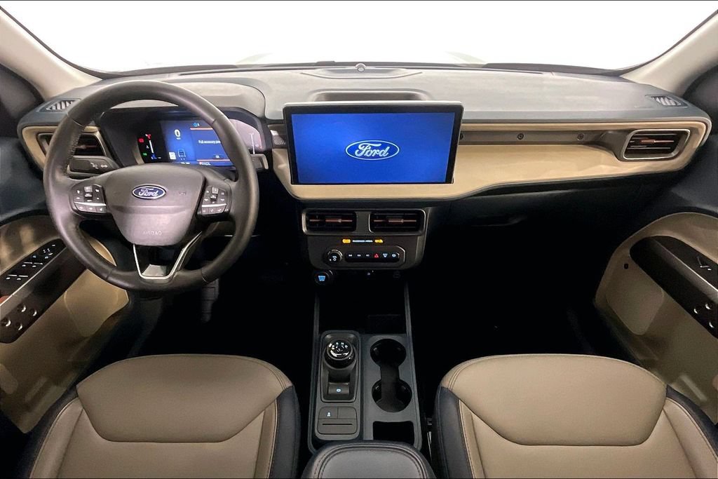 Used 2025 Ford Maverick Lariat AWD/4WD image 18
