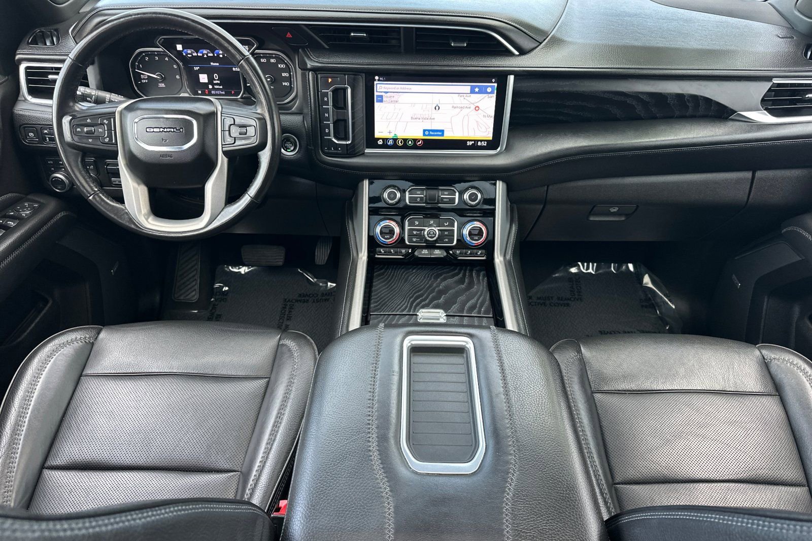 Used 2021 GMC Yukon Denali w/ Denali Ultimate Package AWD/4WD image 16