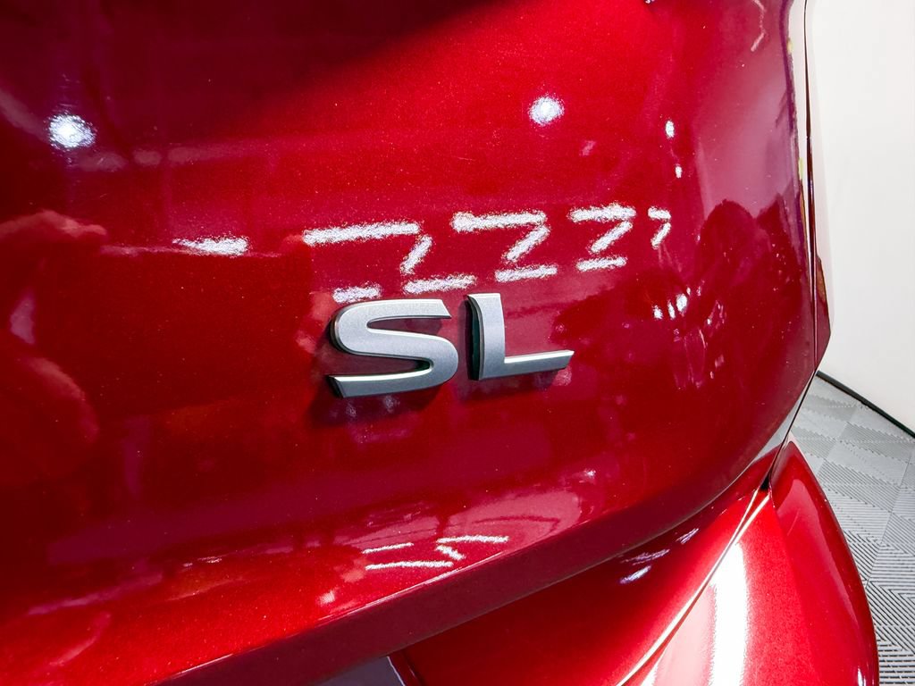 Certified 2024 Nissan Rogue SL FWD image 10