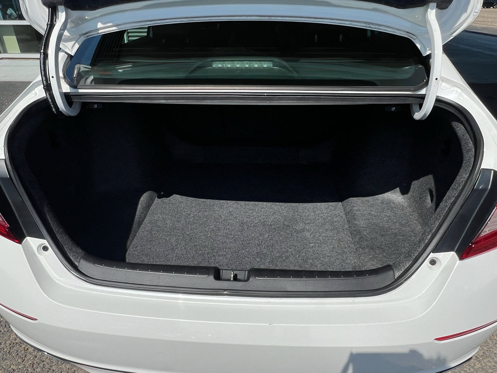 Used 2018 Honda Accord Sport image 30