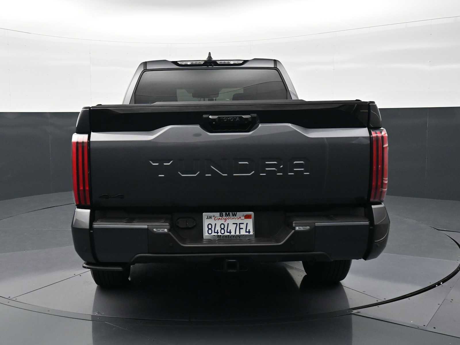 Used 2025 Toyota Tundra Platinum AWD/4WD image 6