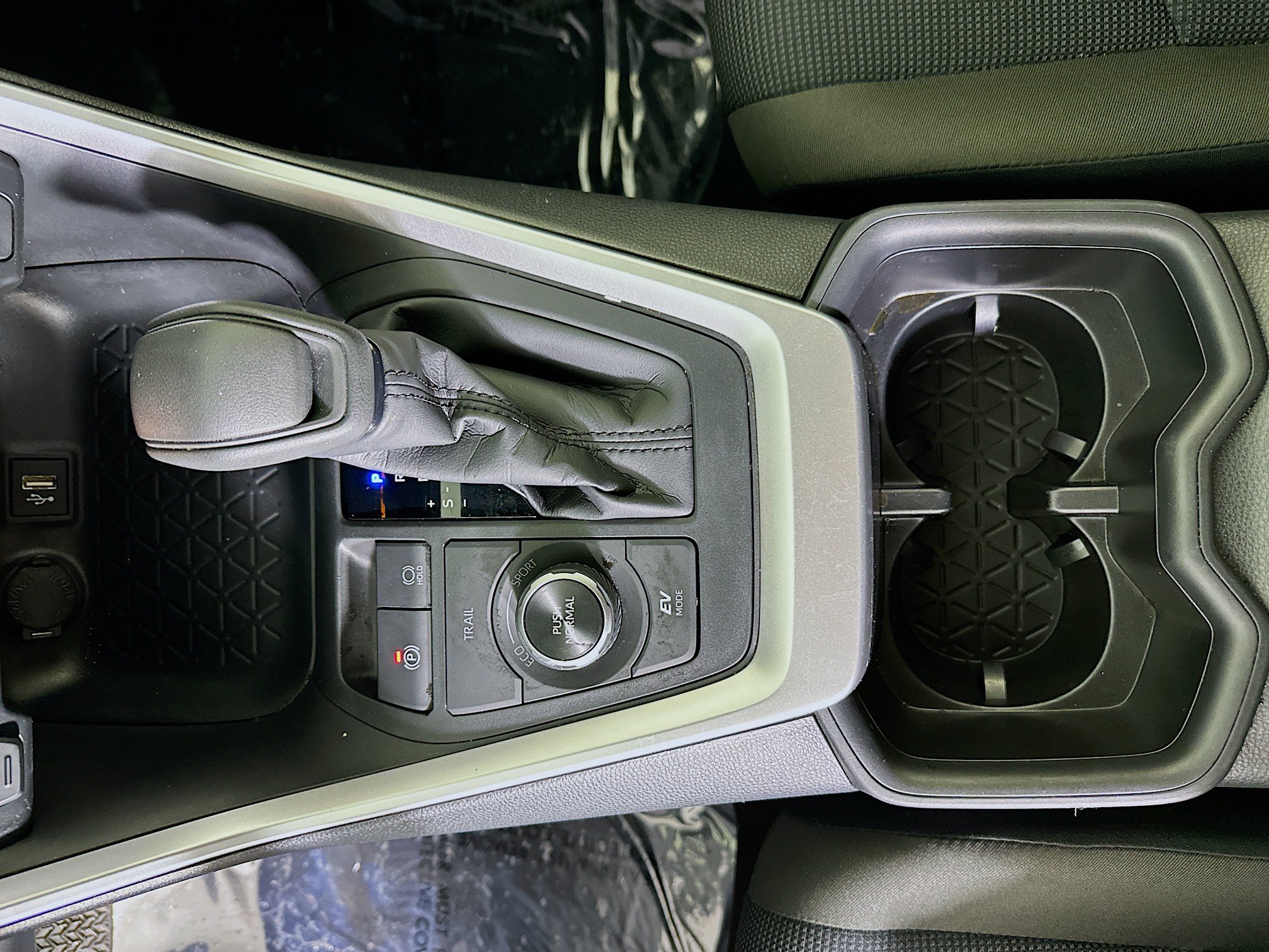 Certified 2025 Toyota RAV4 LE AWD/4WD image 21