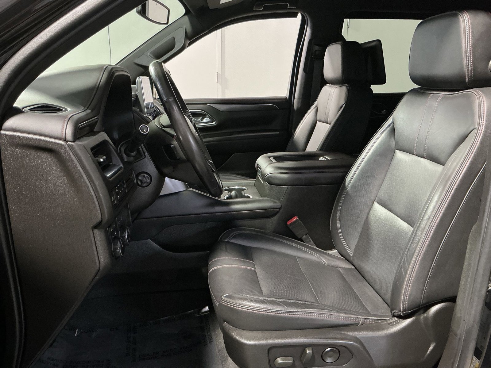 Used 2021 Chevrolet Tahoe RST w/ Luxury Package AWD/4WD image 14