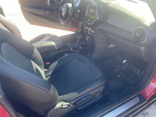 Used 2017 MINI Cooper Convertible image 33