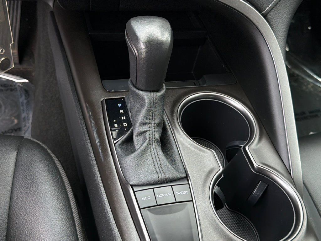 Used 2024 Toyota Camry SE FWD image 28