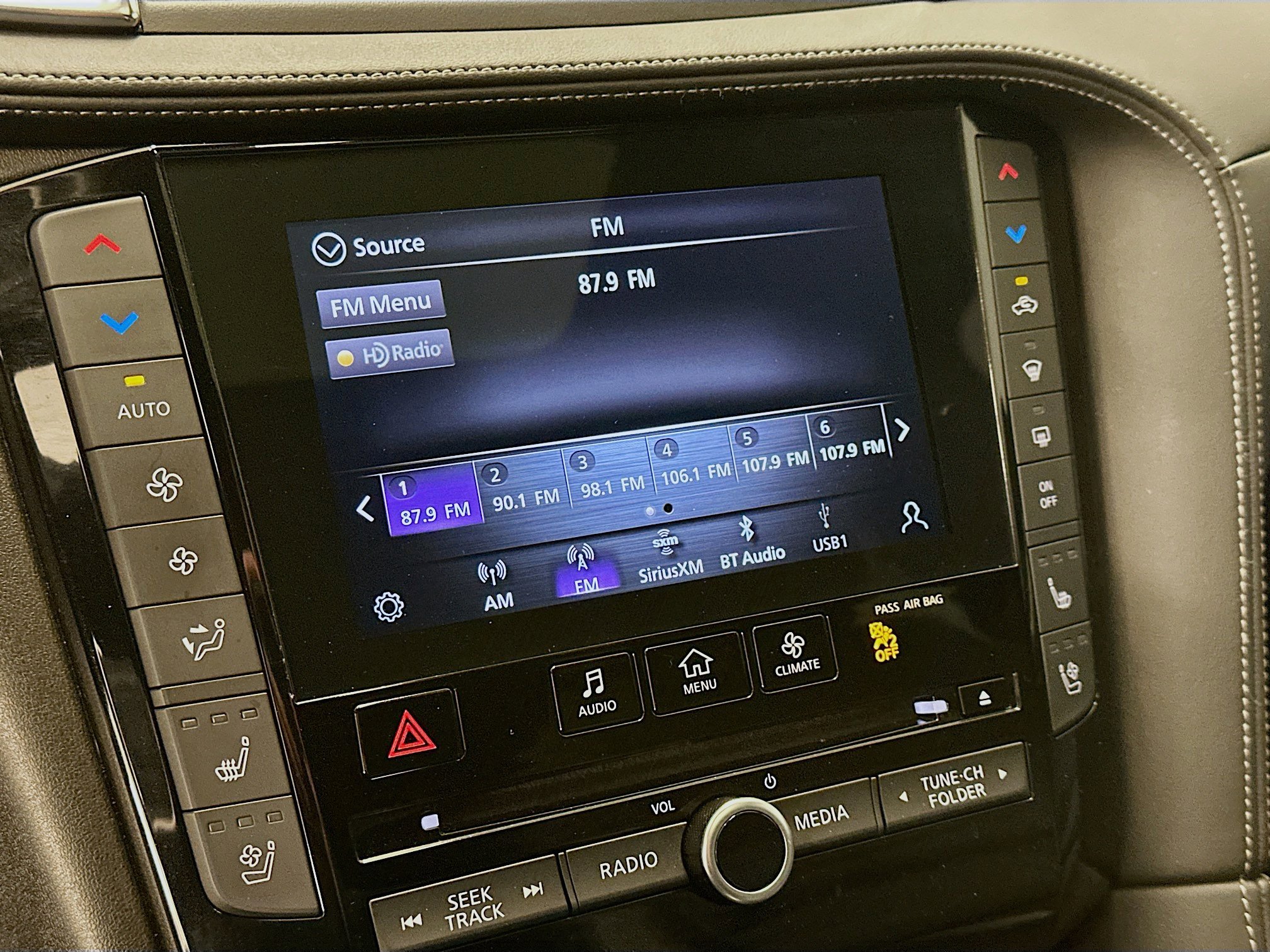 Used 2023 INFINITI QX55 Essential image 21