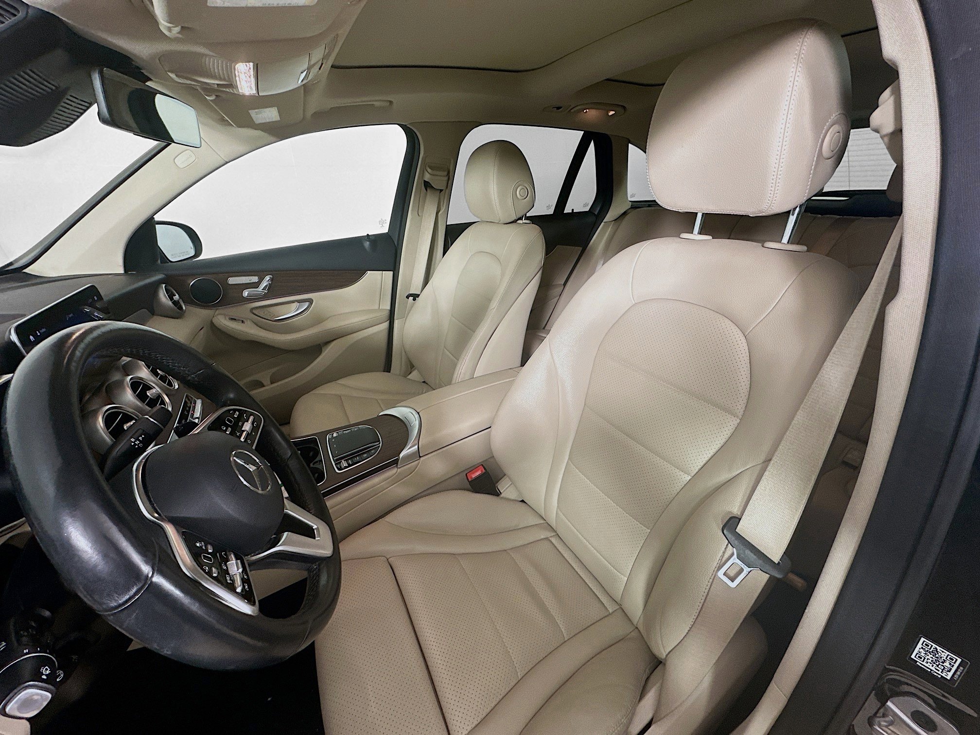 Used 2022 Mercedes-Benz GLC 300 4MATIC image 29