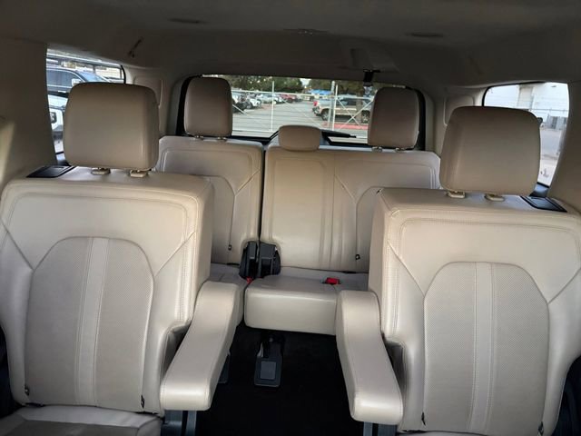 Used 2022 Ford Expedition Limited image 25