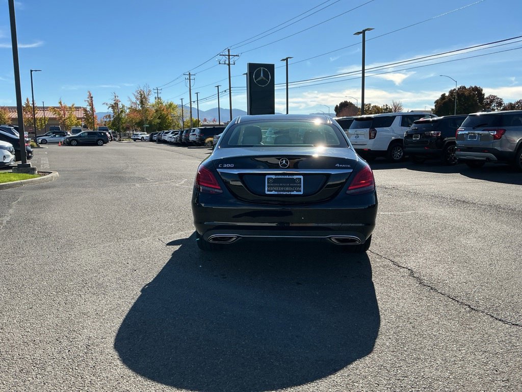 Used 2020 Mercedes-Benz C 300 4MATIC Sedan image 5