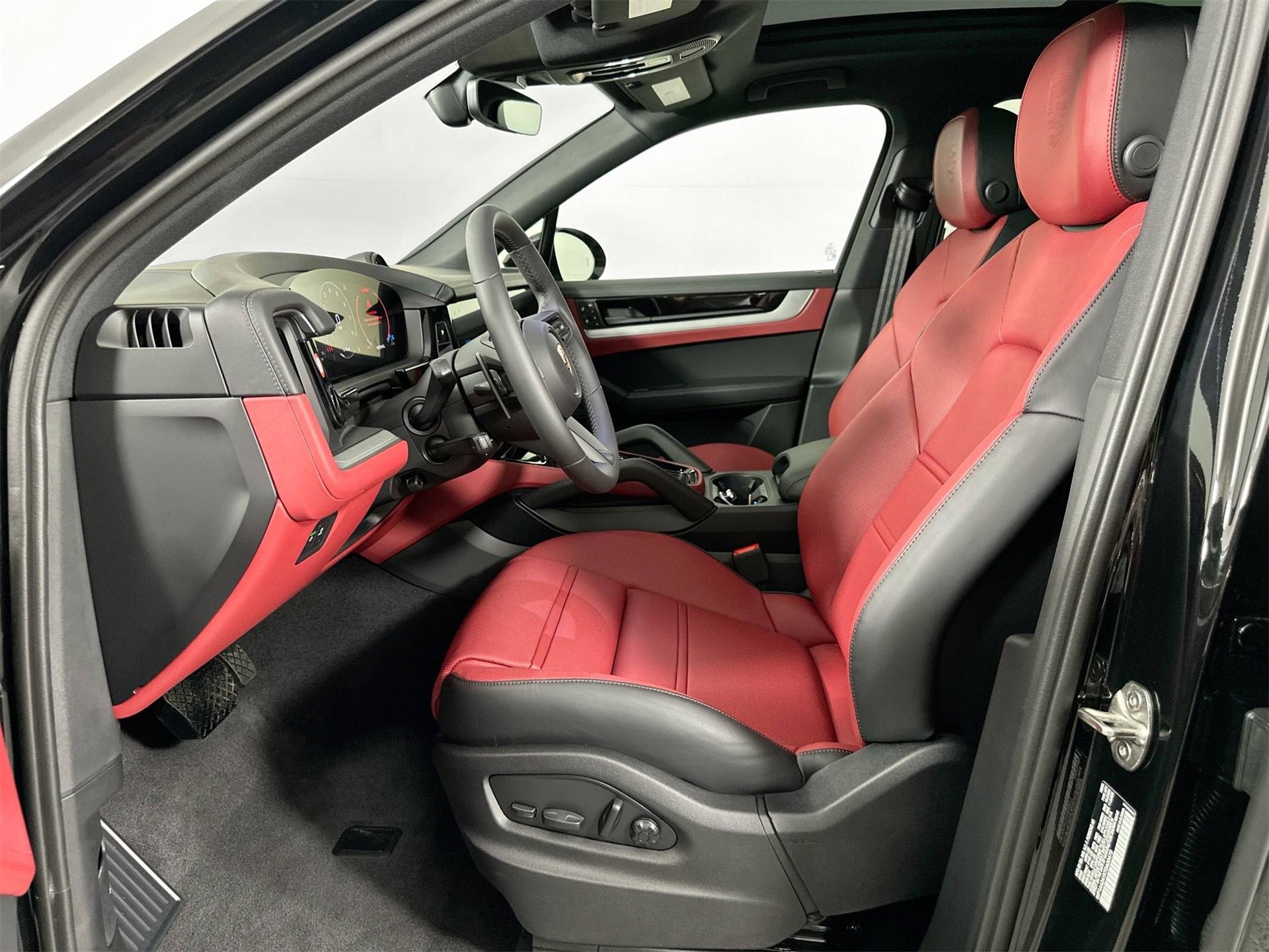New 2026 Porsche Cayenne image 5