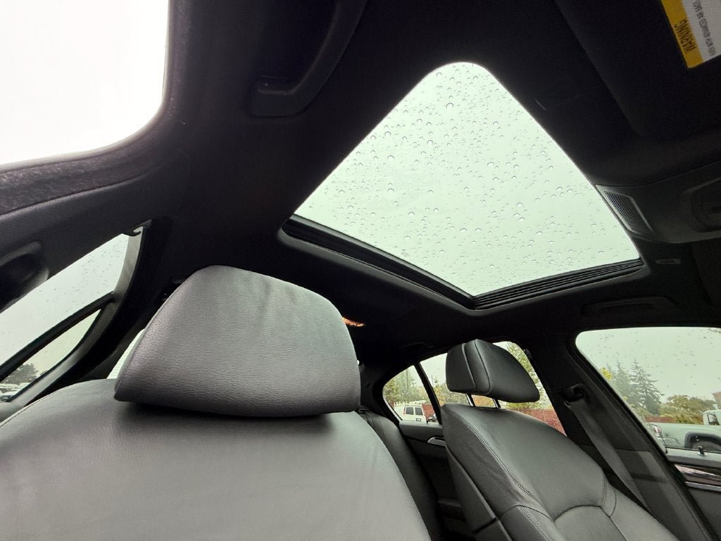 Used 2012 BMW 550i Sedan RWD image 26