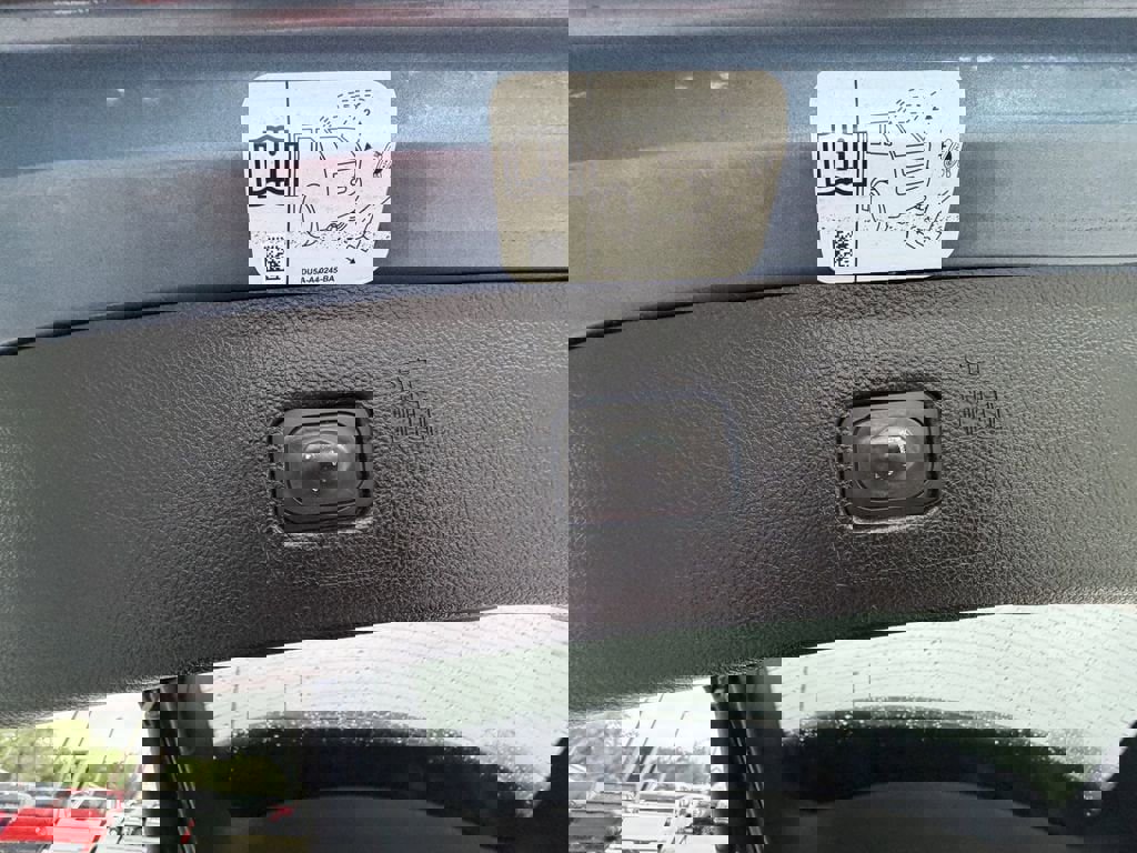 Used 2018 Ford Edge Titanium w/ Technology Package image 10