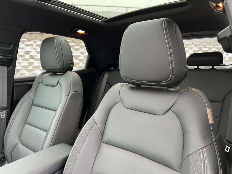 Used 2023 Chevrolet TrailBlazer ACTIV w/ Sun and Liftgate Package image 12